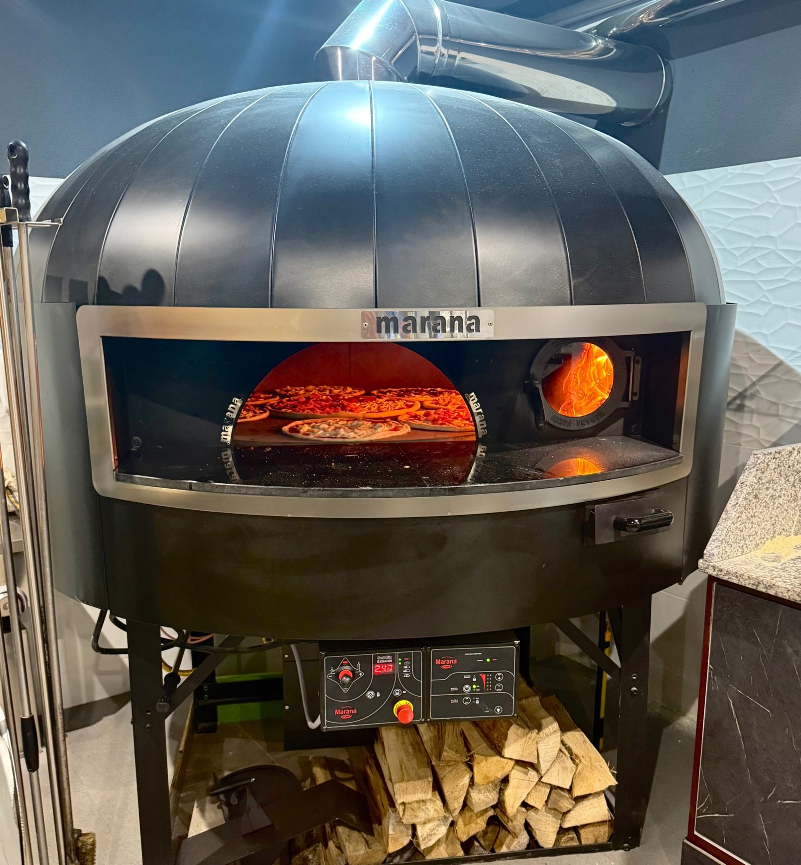 Forno a legna Parco Pizza Pradamano