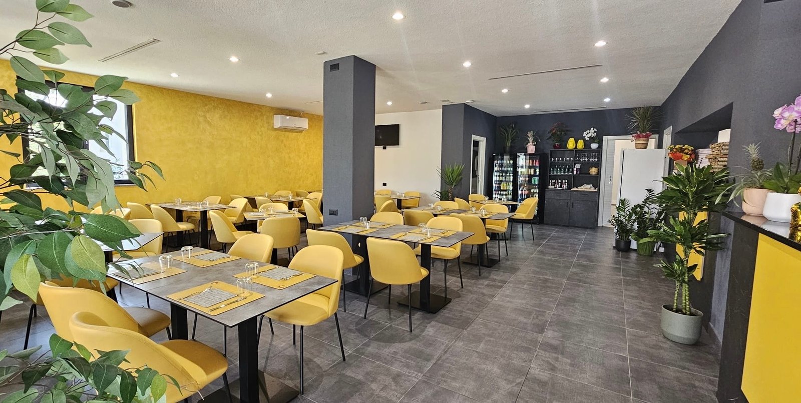 Sala interna Parco Pizza